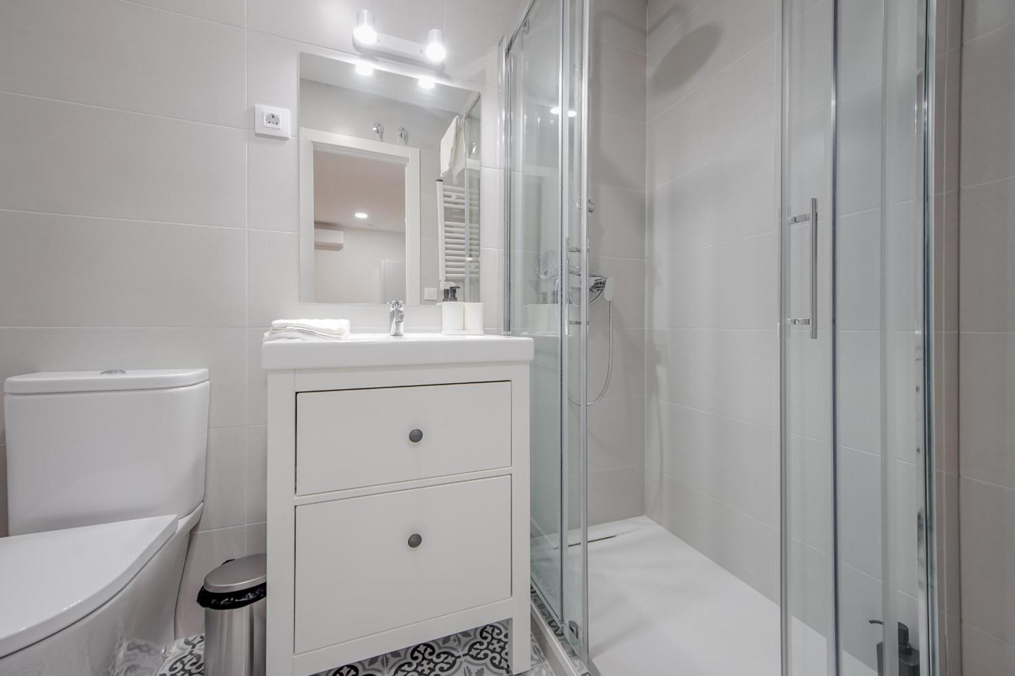 Cozy&New Apartment Para 6Pax En La Plaza De Tirso - Madrid E1 Zewnętrze zdjęcie