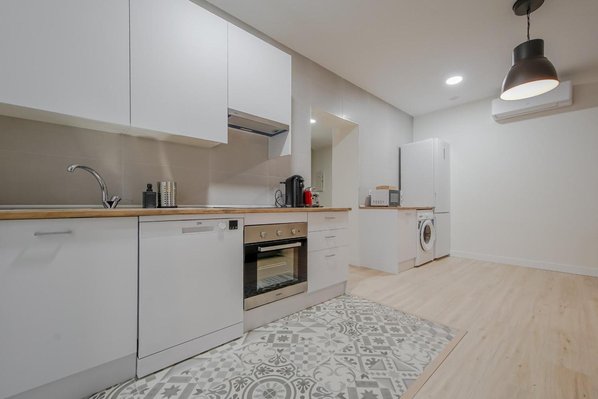 Cozy&New Apartment Para 6Pax En La Plaza De Tirso - Madrid E1 Zewnętrze zdjęcie
